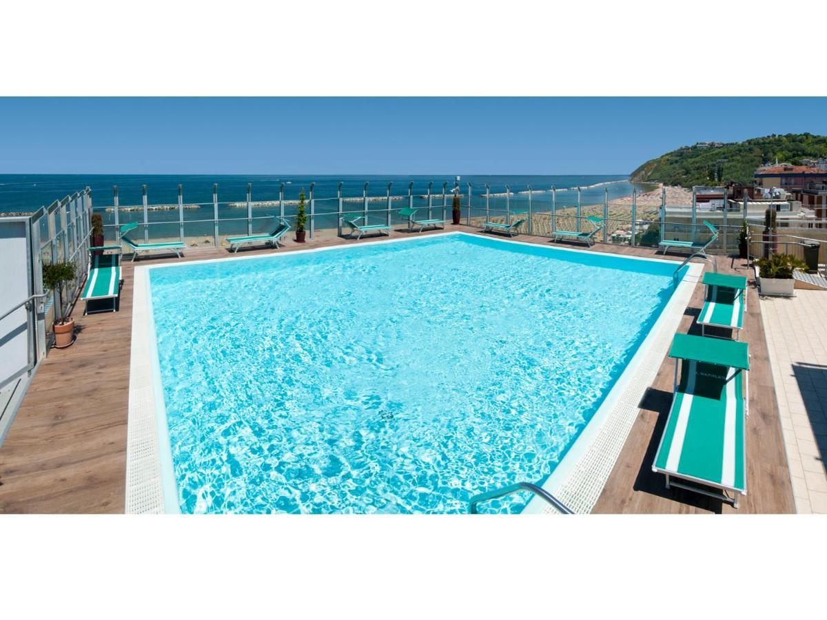 Hotel Napoleon 가비체 마레 외부 사진